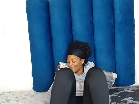 ForeverSexy  online show from February 7, 2026, 6:11 pm