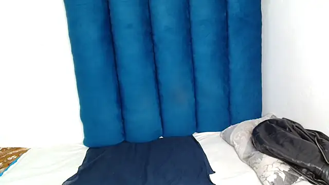 ForeverSexy  online show from March 18, 2026, 10:29 am