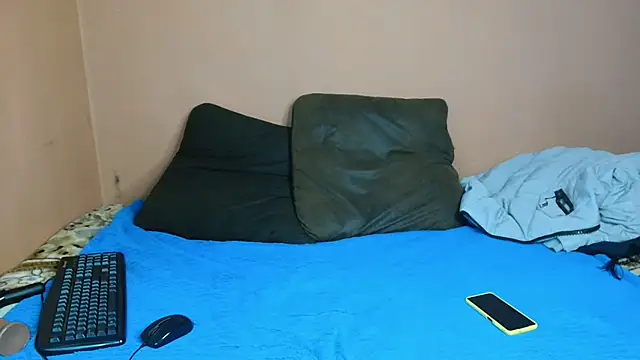 ForeverSexy  online show from April 14, 2026, 7:03 am