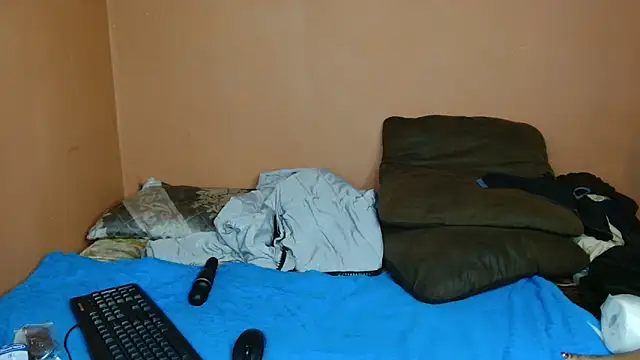 ForeverSexy  online show from April 17, 2026, 6:44 pm