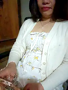 aki zz69 online show from February 6, 2026, 1:14 pm