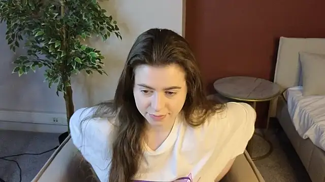 LovingWhisperr online show from March 29, 2026, 1:05 am