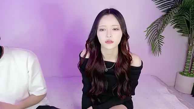 Snapshot of freeterRyo chatting on March 6, 2026, 1:29 pm freeterRyo online show from March 6, 2026, 1:29 pm