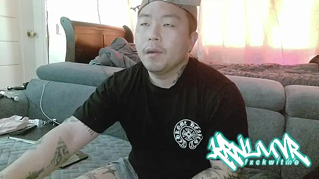 Snapshot of fxckuno chatting on April 20, 2026, 9:23 am fxckuno online show from April 20, 2026, 9:23 am