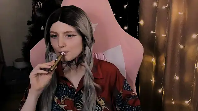 Snapshot of Onyxix chatting on February 4, 2026, 7:53 pm Onyxix online show from February 4, 2026, 7:53 pm