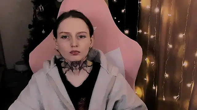 Snapshot of Onyxix chatting on February 14, 2026, 6:15 pm Onyxix online show from February 14, 2026, 6:15 pm