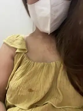 Miu Xinh online show from April 18, 2026, 9:48 pm