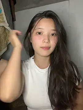 Snapshot of Suzu_xx01 chatting on June 10, 2026, 4:39 pm Suzu xx01 online show from June 10, 2026, 4:39 pm