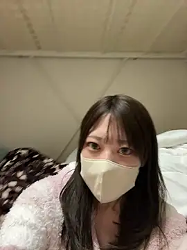 Nagomi chan  online show from February 5, 2026, 4:11 pm