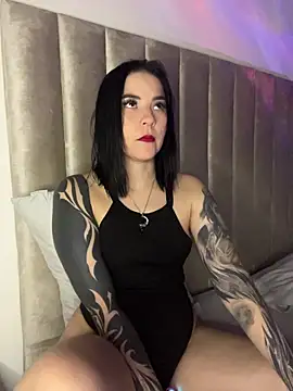 lolibahia online show from February 8, 2026, 4:43 pm