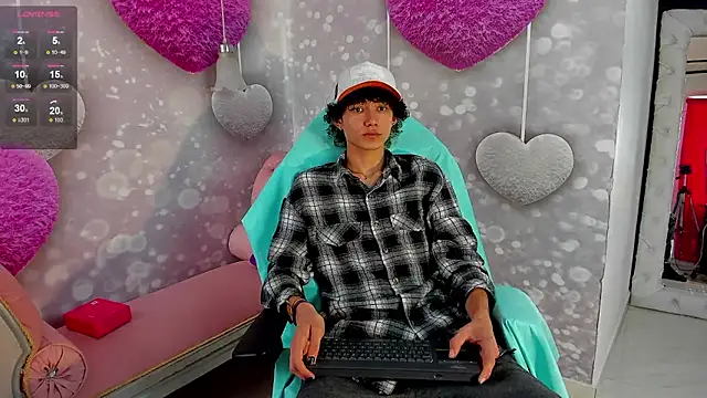 thanier 18 online show from February 8, 2026, 7:17 pm