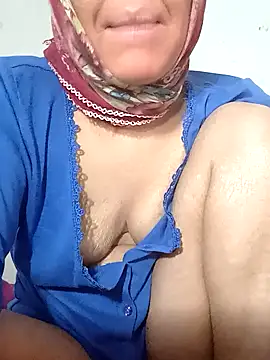 turbanlim07 online show from February 4, 2026, 5:08 pm