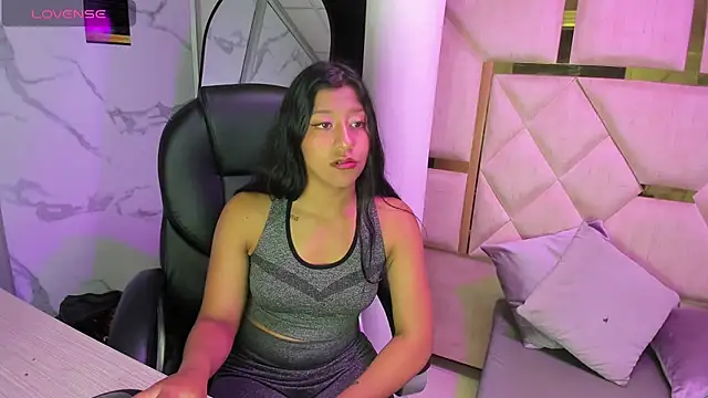 Vaneline2 online show from February 26, 2026, 9:58 pm