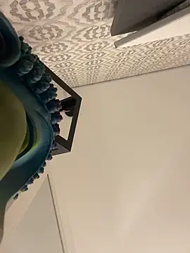 Mia rivers   online show from April 20, 2026, 7:48 pm