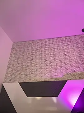 Mia rivers   online show from July 9, 2026, 8:02 pm
