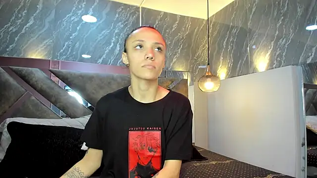 CharlotteKravizz online show from February 17, 2026, 6:14 pm