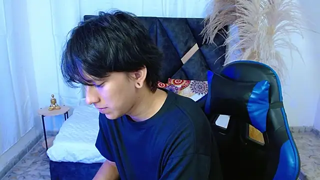 nikoo 18 online show from February 16, 2026, 2:24 pm