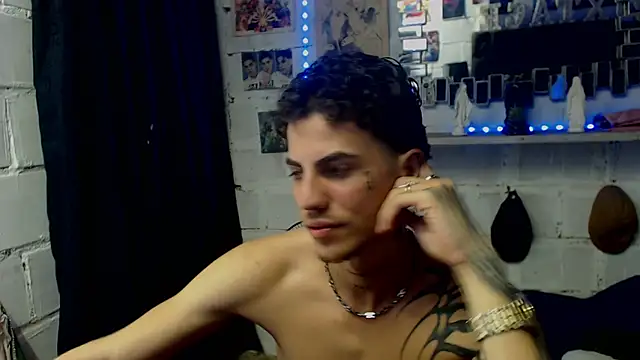 paul-mendezx online show from February 10, 2026, 9:08 pm