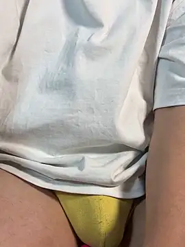 ARON LUXX online show from April 10, 2026, 3:06 pm