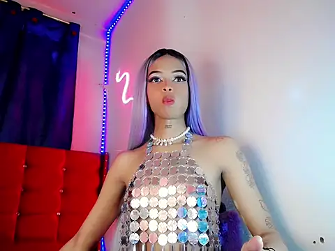 DahliaGill online show from June 1, 2026, 7:48 pm
