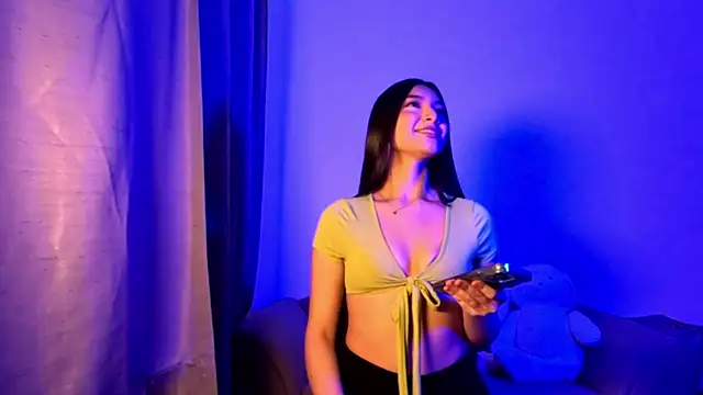 Snapshot of Chinicr18 chatting on March 22, 2026, 12:36 am Chinicr18 online show from March 22, 2026, 12:36 am