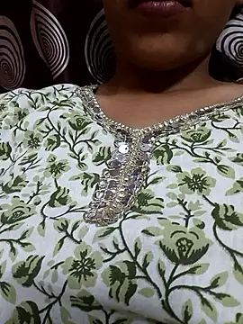 Snapshot of komalsharma99 chatting on June 4, 2026, 6:14 pm komalsharma99 online show from June 4, 2026, 6:14 pm
