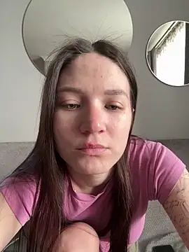 chilhorny online show from March 4, 2026, 3:45 am