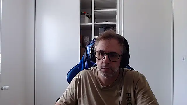 mika3377 online show from July 3, 2026, 9:59 am