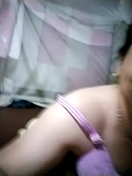 Erika--006 online show from April 10, 2026, 7:18 pm