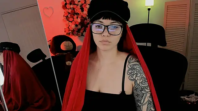 NeoGeisha online show from April 19, 2026, 6:10 pm