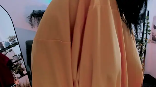 NeoGeisha online show from April 24, 2026, 8:17 am