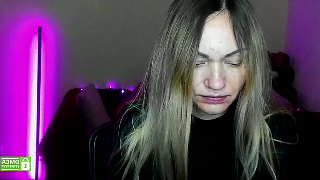 BlondMikey22 online show from February 10, 2026, 12:31 pm