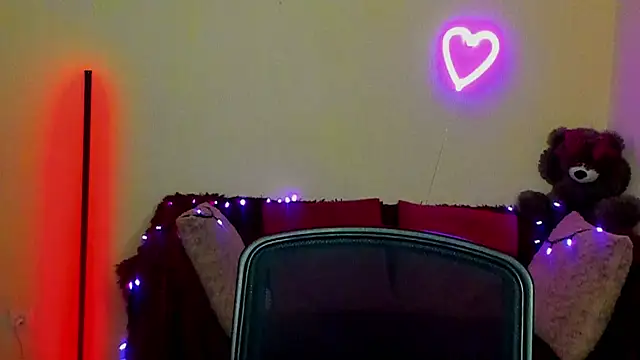BlondMikey22 online show from May 22, 2026, 11:27 am