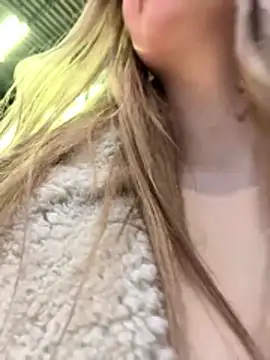 blonde exe online show from April 21, 2026, 3:17 pm