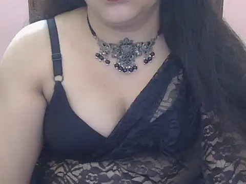 Cute Sheetal online show from April 8, 2026, 1:11 pm