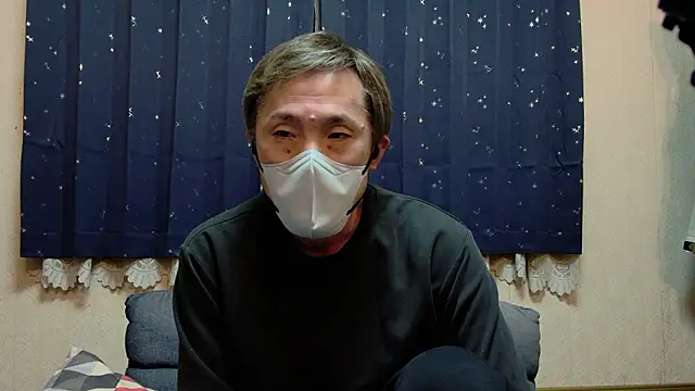 renrenta 77 online show from March 3, 2026, 12:44 pm