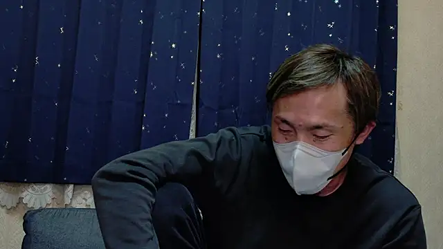 renrenta 77 online show from March 7, 2026, 1:08 pm