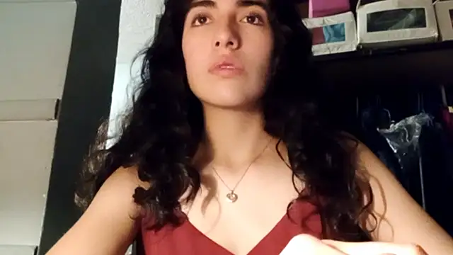 EldoraSchleker online show from February 11, 2026, 1:32 am