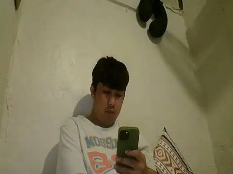 mattyXthridy online show from August 7, 2026, 1:02 pm