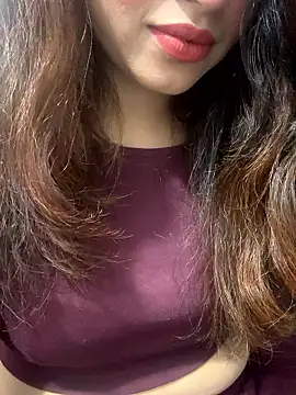 riya sharma11 online show from April 20, 2026, 4:21 pm