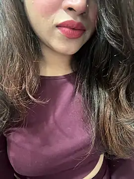 riya sharma11 online show from April 21, 2026, 3:24 am