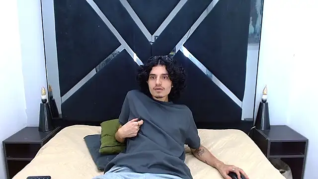 SamiSaturno online show from March 3, 2026, 7:31 pm