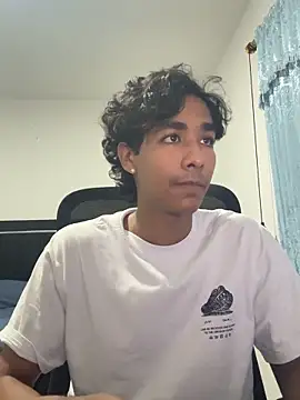 Pedestal diamant online show from March 3, 2026, 11:32 pm