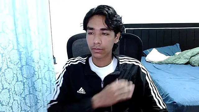 Pedestal diamant online show from April 26, 2026, 11:02 pm