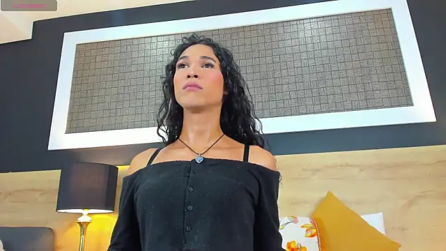 Chloee  Adams online show from April 22, 2026, 7:59 pm