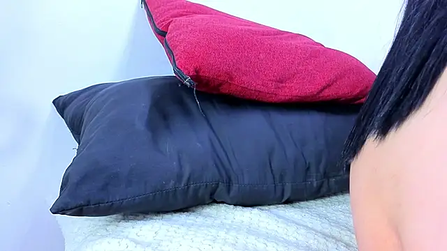 Julieta-Horny- online show from February 25, 2026, 12:59 pm