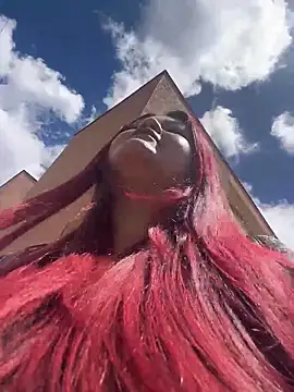 Lia-Moon77 online show from April 20, 2026, 3:48 pm