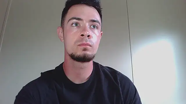 Snapshot of midnightsinz chatting on March 11, 2026, 8:26 pm midnightsinz online show from March 11, 2026, 8:26 pm