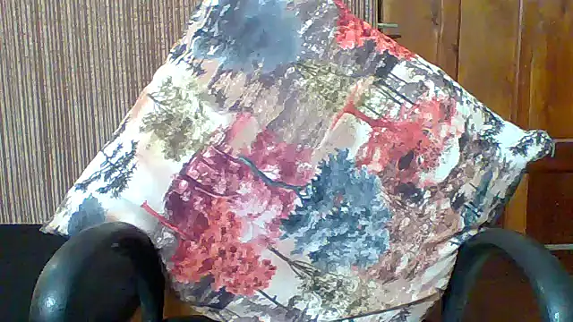 JUICY T online show from April 21, 2026, 5:36 am