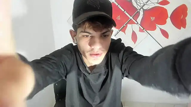 Jesshot bigcock20cm online show from April 2, 2026, 2:15 pm